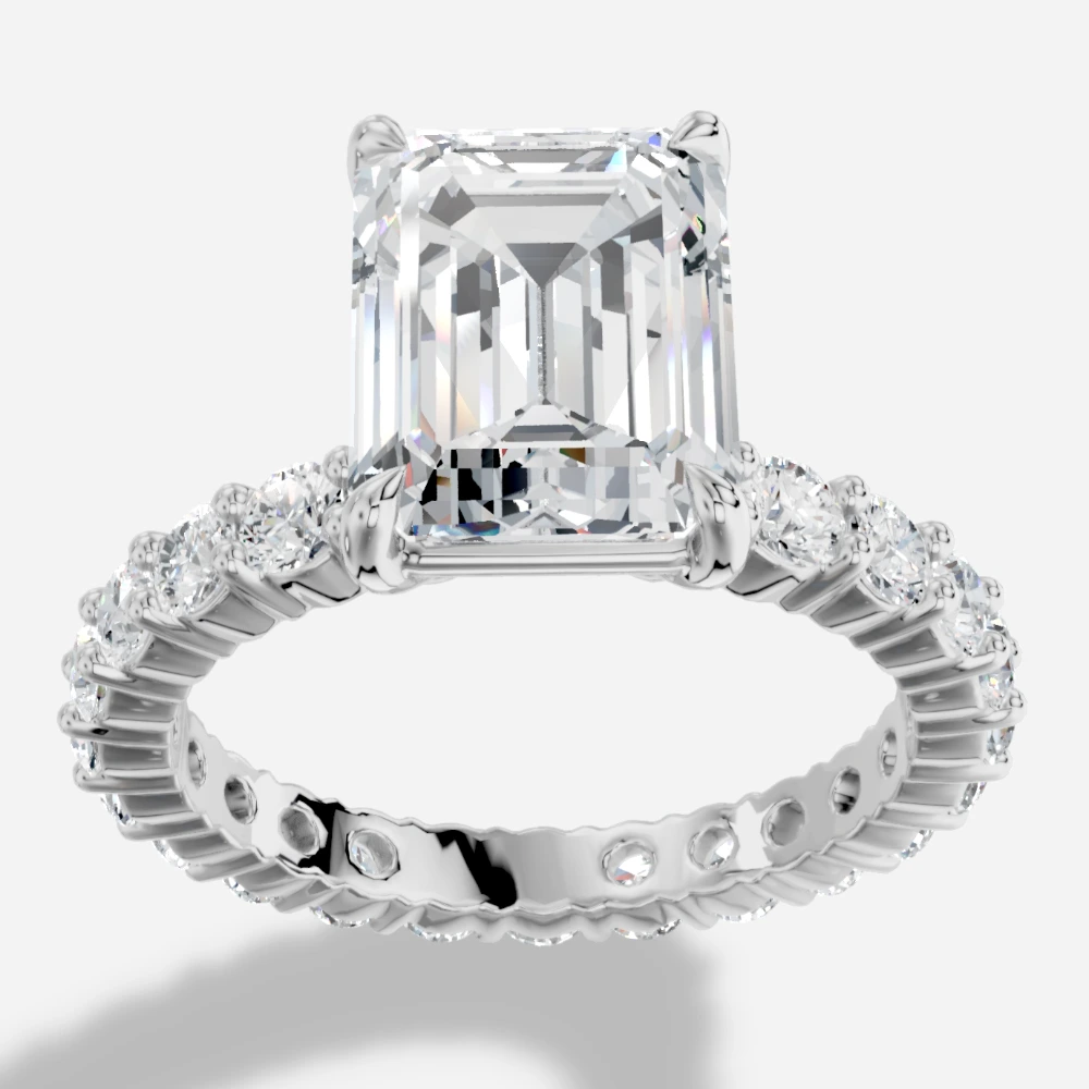 Imperial Ring med smaragdslipad labbodlad diamant