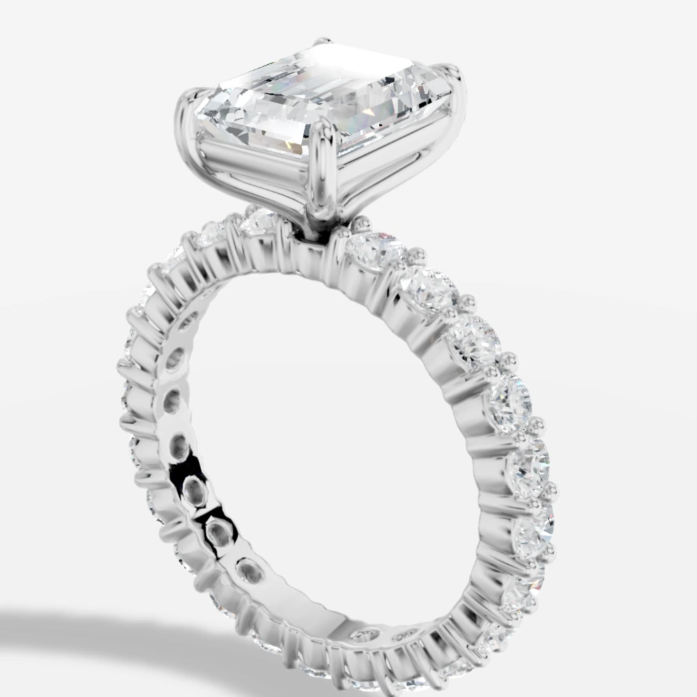 Imperial Ring med smaragdslipad labbodlad diamant