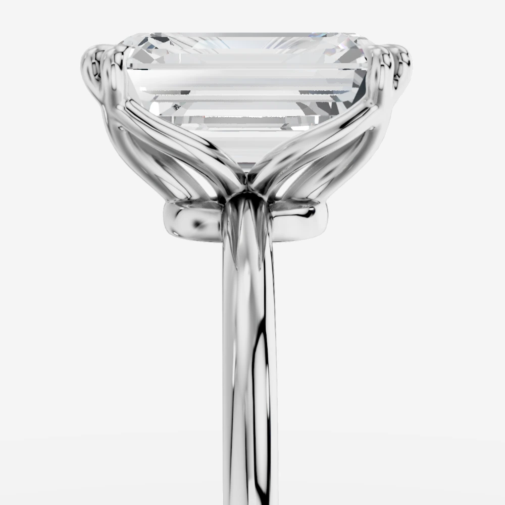 Eulalia Ring med smaragdslipad labbodlad diamant