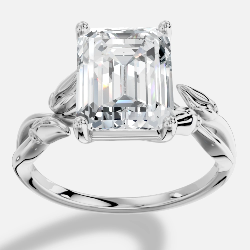Dione Ring med smaragdslipad labbodlad diamant